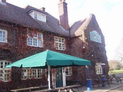 The Cranley Hotel Cranleigh Exterior foto